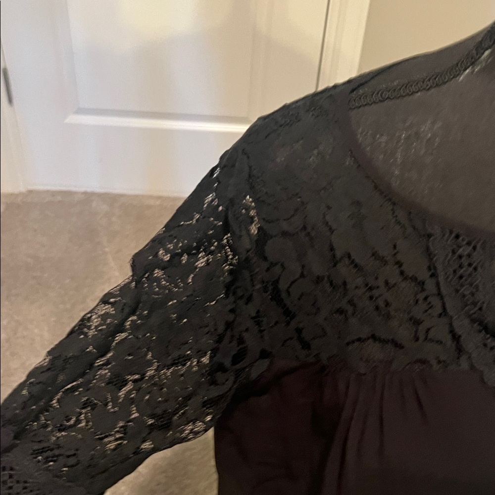 Staccato Black Lace Blouse - Picture 6 of 11